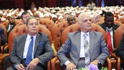 سفير إندونيسيا بالقاهرة للخريجين: أظهروا السلوك الأزهري في حياتكم