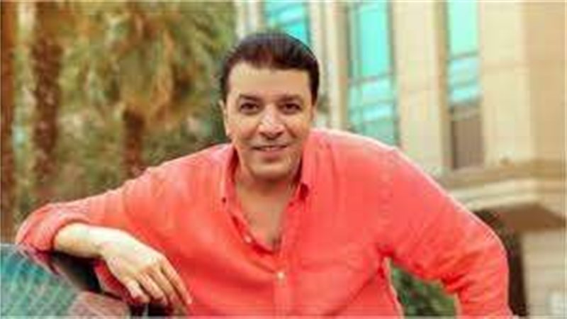 المطرب مصطفى كامل