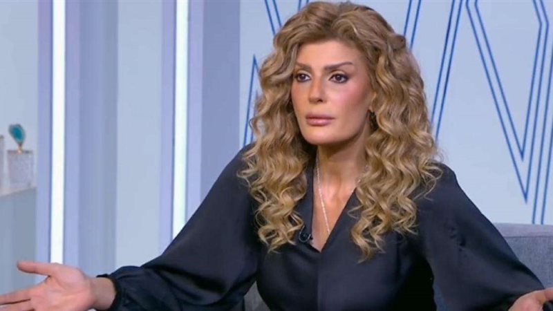 الفنانة فيدرا