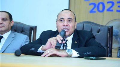 «تجارة سوهاج» تنظم ندوة تثقيفية عن التغذية السليمة والغذاء الصحي