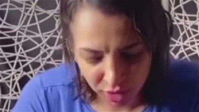 «مافيش رجالة والحجاب حرام».. القصة الكاملة لكائن الهوهوز (فيديو)