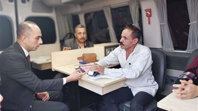 نائب محافظ سوهاج يتابع سير العمل بالمركز التكنولوجي وسيارة المركز المتنقل بالمنشاة