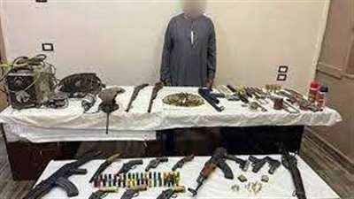 القبض على عاطل حوّل منزله لورشة تصنيع أسلحة نارية بأسيوط