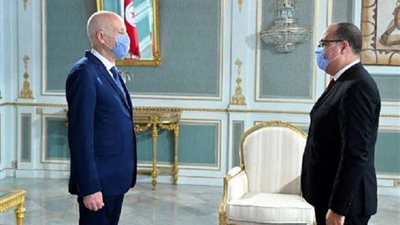 رئيس وزراء تونس المقال يعلن العصيان على قرارات قيس سعيد