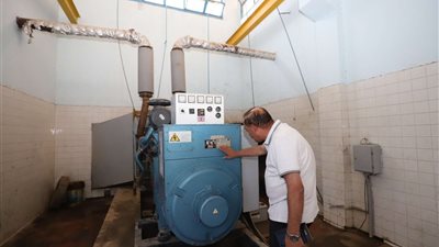 رئيس شركة مياه الشرب بأسيوط يتفقد محطة رفع المراغي استعدادًا لبدء تشغيلها