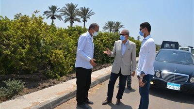 محافظ القليوبية يتفقد مشروعات مدينة الخانكة لدفع الأعمال