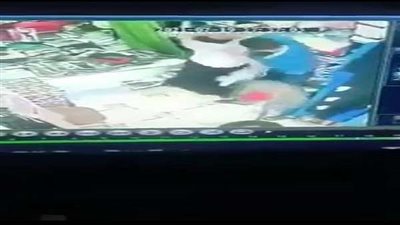 مشهد لاتتحمله النفوس..  فيديو زوج يقتل زوجته بـ27 طعنة يثير الغضب (تفاصيل)