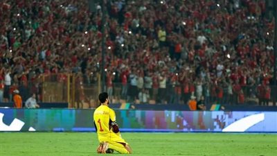 وسط جماهيره.. صن داونز يُقصي الأهلي ويتأهل إلى نهائي الدوري الإفريقي