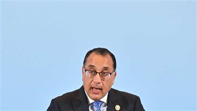 رئيس الوزراء يفتتح مجمع المدارس في القرية الكونية بأكتوبر