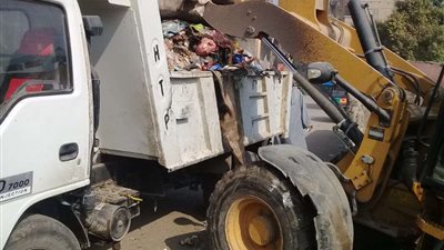 محافظ أسيوط: تكثيف حملات النظافة ورفع 385 طن مخلفات وقمامة بـ 3 مراكز