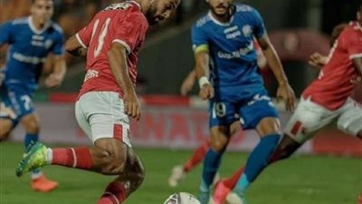 الأهلي يتقدم على أسوان في الشوط الأول بهدف لكهربا