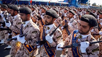 إعلام الاحتلال الإسرائيلي: قوات الإمام الحسين الإيرانية تنتشر جنوب لبنان لدعم حزب الله