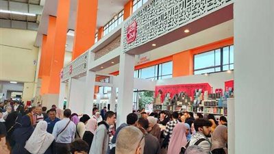 حضور قوي بجناح عصير الكتب في الصالون الدولي للكتاب بالجزائر