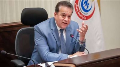 وزير الصحة يعقد مؤتمرًا صحفيا من مستشفى العريش العام