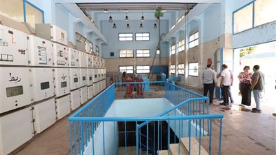 رئيس «مياه أسيوط» يتفقد محطة رفع صرف صحي البركة