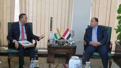 وزير المالية فى لقائه بالسفير الهندى بالقاهرة:  لدينا فرص تنموية واعدة فى مصر