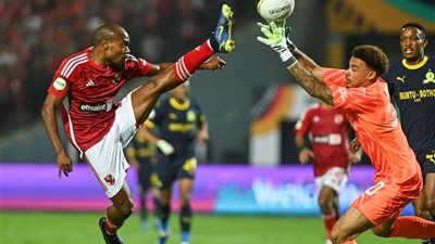 نديله فرصه ليه|نجم الأهلي السابق ينتقد مهاجم الفريق