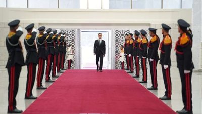 الأسد يكلف رئيس الوزراء حسين عرنوس بتشكيل حكومة جديدة