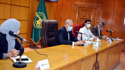 محافظ القليوبية يتابع نسب تنفيذ مشروعات 