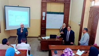 المعاهد الأزهرية تعلن تنفيذ برنامجًا تدريبيًا لتنمية مهارات معلمي العلوم بالمرحلة الابتدائية