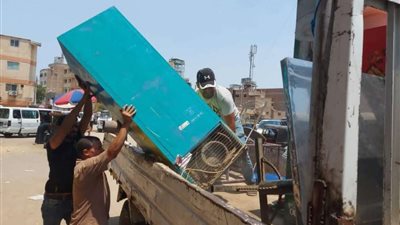 بالصور | الجيزة تشن حملات لإزالة التعديات والإشغالات للمحال والمقاهي