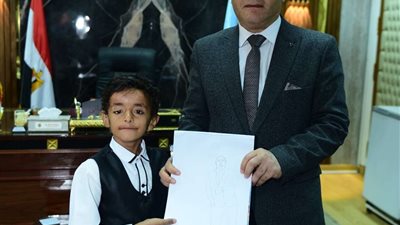 النعماني يستقبل عدداً من التجارب الناجحة بعد إجراهم عمليات زراعة القوقعة بمستشفيات سوهاج الجامعية