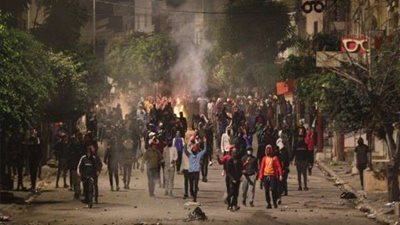 حرب شوارع بين حزب الله وعشائر عربية جنوب العاصمة اللبنانية (فيديو)