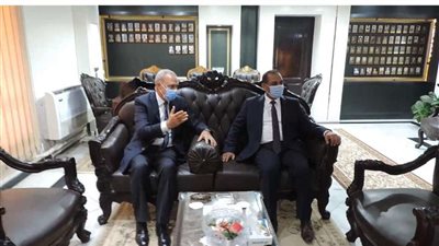 محافظ القليوبية يقدم التهنئة للواء محسن شعبان لتوليه منصب مدير الأمن