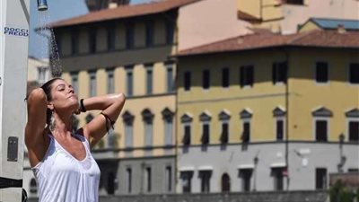 رئيس الوزراء اليوناني: نواجه أسوأ موجة حر منذ 30 عامًا