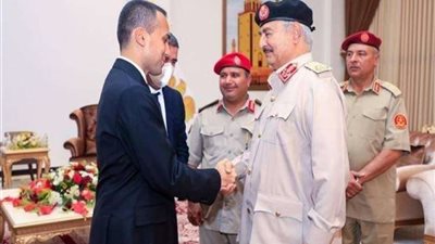 قائد الجيش الليبى يلتقى وزير خارجية إيطاليا