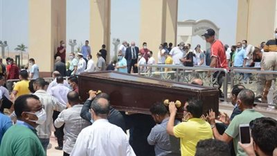 بالصور ..تشييع جثمان  حسب الله الكفراوي وزير الإسكان الأسبق إلى مثواه الأخير