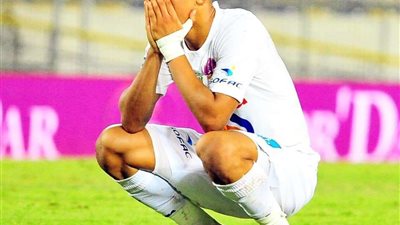 العين الإماراتي يُعلن تعاقده مع سفيان رحيمي