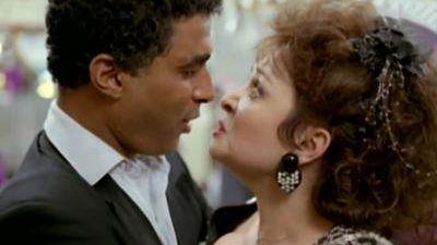 لبلبة: أحمد زكي كان 