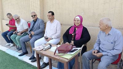 وكيل رياضة القليوبية يشهد منافسات الدور قبل النهائي من دوري مراكز الشباب