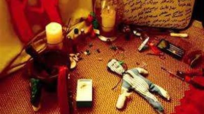 بعد حبس متهم بممارسة أعمال السحر والشعوزة بالعجوزة | قانوني يوضح العقوبة