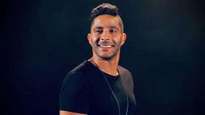 الفنان مصطفي منصور
