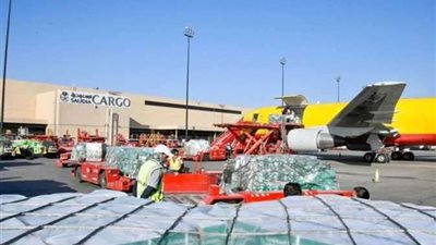 مطار العريش يستقبل طائرة مساعدات أردنية لقطاع غزة