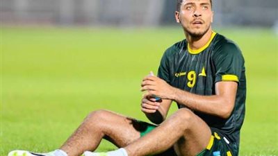 محمد شريف يسجل الهدف الثاني للخليج في شباك الطائي