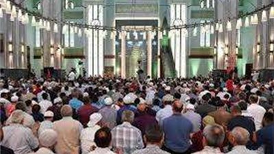 خطيب الأوقاف: الإنسان مكرم من الله باختلاف دينه ولونه وجنسه