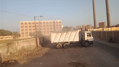 رفع 230 طن مخلفات خلال حملة نظافة موسعة بأسيوط