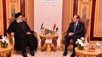 الرئيس السيسي يلتقى نظيره الإيرانى على هامش القمة العربية الإسلامية