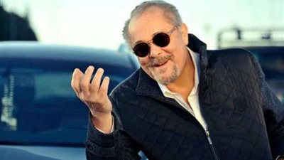 سر طرد محمود عبد العزيز من المنزل: قصة نجاح الساحر الذي تحدى الصعاب