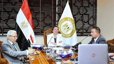 وزيرة البيئة ومحافظ الفيوم يتابعان أعمال تنفيذ مشروعات إعادة التوازن البيئي لبحيرة قارون