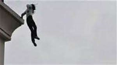 قفزت من الطابق الرابع.. طالبة تنهي حياتها بجامعة سوهاج