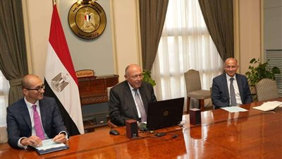 سامح شكري يترأس الاجتماع الأخير لمجموعة قادة الأعمال لمؤتمر COP27