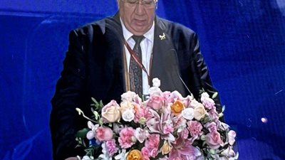 القُصير يعرض جهود الدولة في تهيئة مناخ الاستثمار في مصر