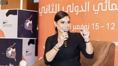 روجينا تتحدث في مهرجان الباطنة الدولي السينمائي عن أهم محطات مشوارها الفني