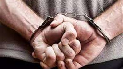 بـ«العكاز حتى هشم رأسه ».. اعترافات المتهم بقتل والده في الزيتون