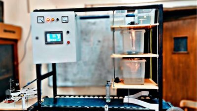 ابتكار مشروع بحثي طلابي لخدمة خطوط إنتاج وتعبئة المياه الغازية بكلية التكنولوجيا بسوهاج