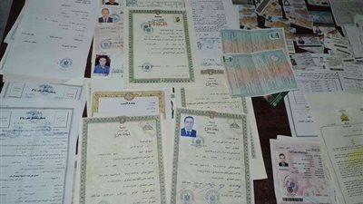 حبس عامل لتزوير المحررات الرسمية وترويجها عبر «فيسبوك» بأسيوط